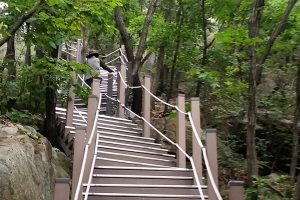 관악산 국기봉 등산로에 ‘십시일반 기부 계단’ 설치된다