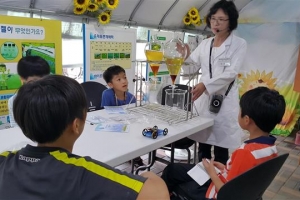 “해바라기 씨로 바이오디젤 만들어요”… 강동구 ‘초등생 체험농장’