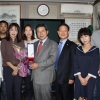 김춘수 서울시의원 신길동 중학교 유치위원회서 감사패 받아
