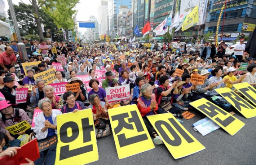 “안전이 먼저” vs ‘삭발 시위’… 신고리 원전 5·6호기 건설 찬반 집회