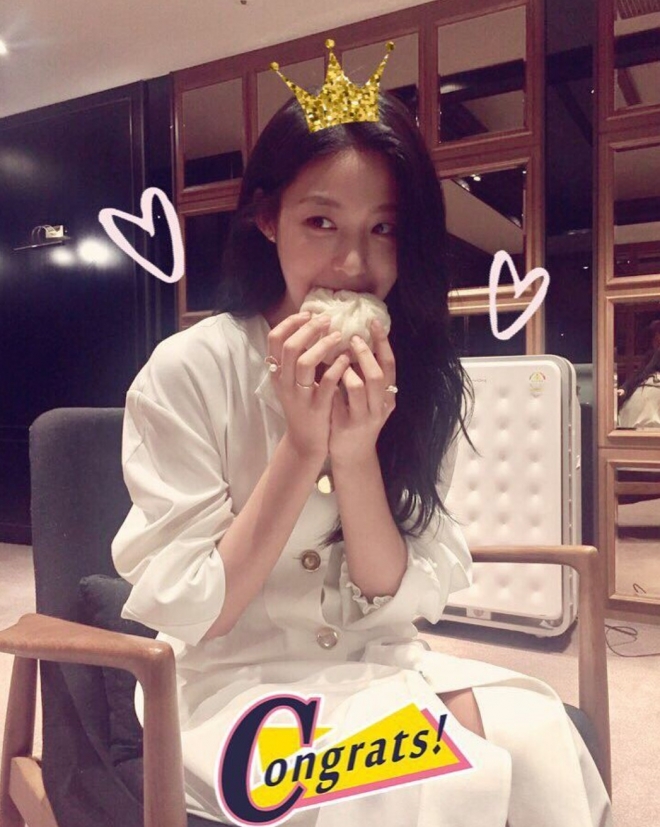 설현, ‘살인자의 기억법’ 100만 돌파