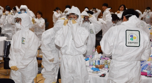 [서울포토] ‘해외유입 신종감염병을 막아라’