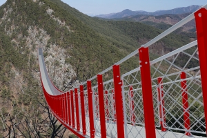 전북 순창 채계산에 국내 최장 구름다리
