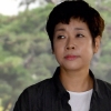 [서울포토] 담담한 표정으로 검찰 들어서는 방송인 김미화