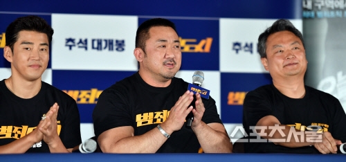 ‘범죄도시’ 윤계상 마동석 강윤석 감독