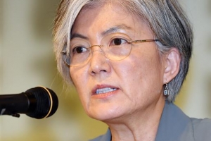 중국 외교부 “강경화 장관 ‘한반도 전술핵 재배치 안 한다’ 밝혔다”