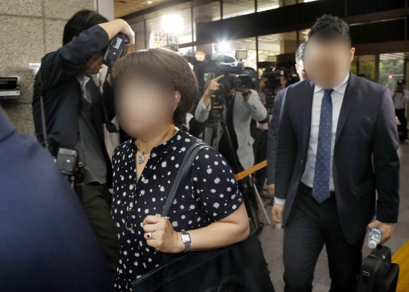 광역수사대 들어서는 ’박근혜 5촌 피살사건’ 피해자 유족