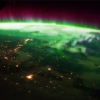우주정거장서 포착된 오로라의 향연