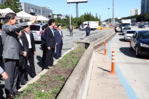 문 대통령, ‘고향 잘 다녀오세요’