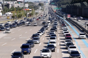 승용차 번호판 모두 동났다···말소 번호판 재사용