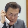 “아베 축하합니다”…文대통령, 아베 日총리에 총선 승리 축하 전화