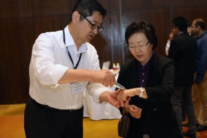 황금연휴 반납해 만든 강남의 ‘황금빛 세일즈’