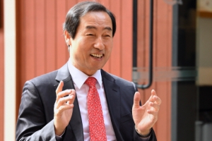 [자치단체장 25시] 후원가정 결연·행복 타임머신 사업…‘서대문표 복지’ 활짝