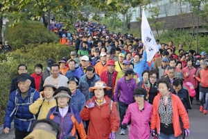 광진 “발 맞춰봐요”