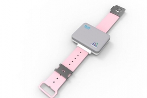 치매어르신에 위치 확인 팔찌…서초, 12월 안전 귀가 서비스