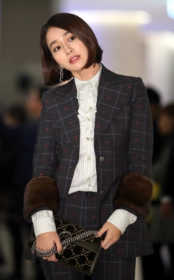 이민정 ’혼자 왔어요’