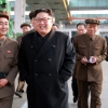 北김정은 “현대적 자동차공업 창설” 트럭공장 근로자 독려
