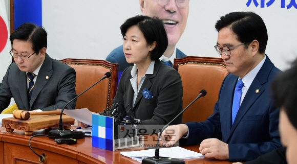 [서울포토] 발언하는 추미애 대표