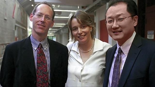 영화 ‘벤딩 디 아크’