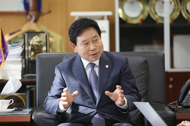 정병재 서울 금천구의회 의장