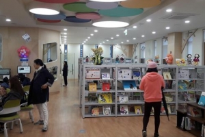 행정 칸막이 없애 위례도서관 문 활짝 연 송파