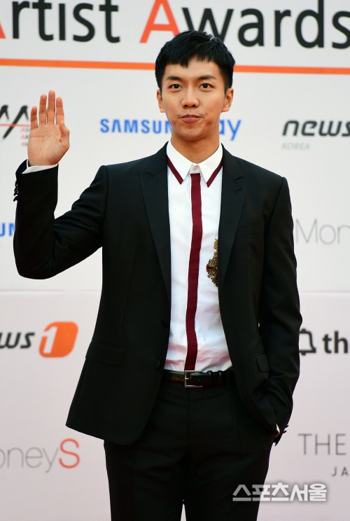 ‘AAA 시상식’ 이승기