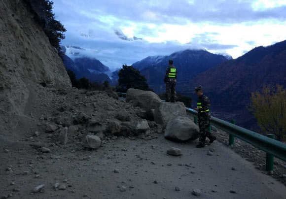 티베트 동부 6.3규모 지진 