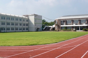 폐교된 강진성요셉여고, 대안학교로 다시 개교해 눈길