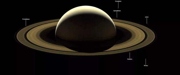 우아한 토성… 美 탐사선 카시니호의 마지막 사진
