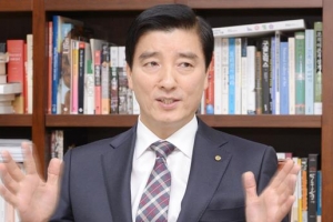 “국가 매칭사업 재정 부담 너무 커…지방분권 빨리 실천해야”