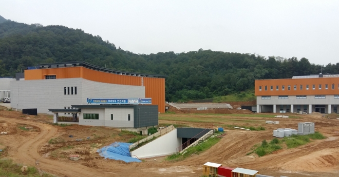 경북 구미시 상모사곡동 박정희 전 대통령 생가 인근의 ‘새마을운동테마공원’ 공사 현장. 2017.7.24  서울신문 DB