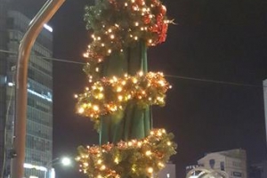 서초 서리풀 원두막, 성탄 트리로 ‘화려한 변신’