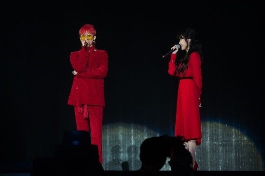 지드래곤 아이유