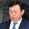 한·중 해빙 기류에도… 발 묶인 신동빈, 속타는 롯데