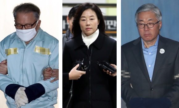 문화 예술계 지원배제 명단인 ’블랙리스트’ 사건으로 구속기소된 김기춘 전 대통령 비서실장(왼쪽부터), 조윤선 전 문화체육관광부 장관, 김종덕 전 문화체육관광부 장관이 19일 오전 서초구 서울고등법원에서 열린 항소심 속행공판에 출석하고 있다.  연합뉴스