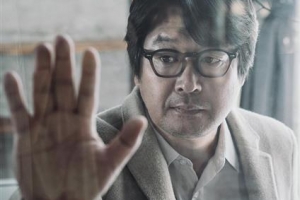 “모두 고맙지만 악역 배우들이 0.1% 더 고마워” 김윤석