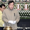 “제천 참사 원인 꼭 규명” 이 총리 합동분향소 조문