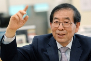 박원순·서울 지자체장 “대통령 개헌안 환영”