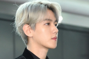 백현 “팬 위로하고 싶은 마음 뿐, 말과 행동에 신중하겠다” [전문]