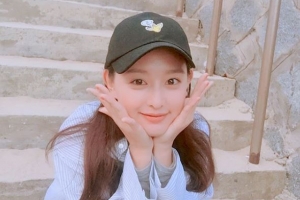 ‘조선명탐정3’ 김지원, 굴욕 없는 민낯...일상 사진 봤더니