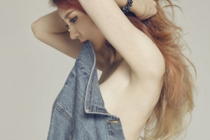 이파니 “19살 때 플레이보이 모델로 첫 노출 촬영”