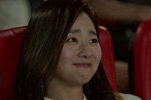 ‘슬기로운 감빵생활’ 임화영♥정경호 “팝콘 좀 그만 먹어. 손 잡게”