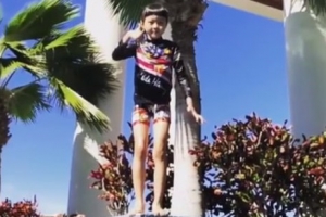 추성훈, 폭풍성장 추사랑 근황 공개 ‘다리 길이 실화?’