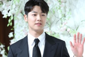 씨엔블루 강민혁, 코로나19 확진 “가벼운 목감기 증상”