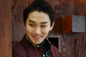 김호영, 무대를 뚫고 나온 이 남자의 존재감