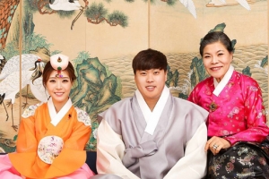 류현진♥배지현, 결혼식에서 입은 한복 사진 공개...디자이너 박술녀 작품