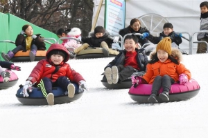 ‘씽씽 ’ 썰매 타는 중랑