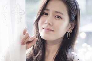 ‘밥 잘 사주는 예쁜 누나’ 손예진 출연 확정 “기다리던 작품”