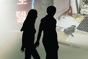 대낮 집에서 불륜 저지른 경찰관 2명 감찰…“징계 방침”