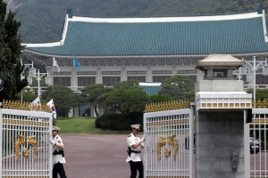 청와대 “가상화폐 거래소 폐지, 확정 아니다”
